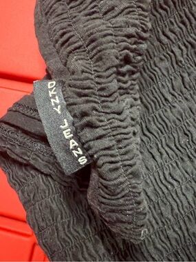 DKNY Jeans black strapless stretch tube top / crop top / bandeau